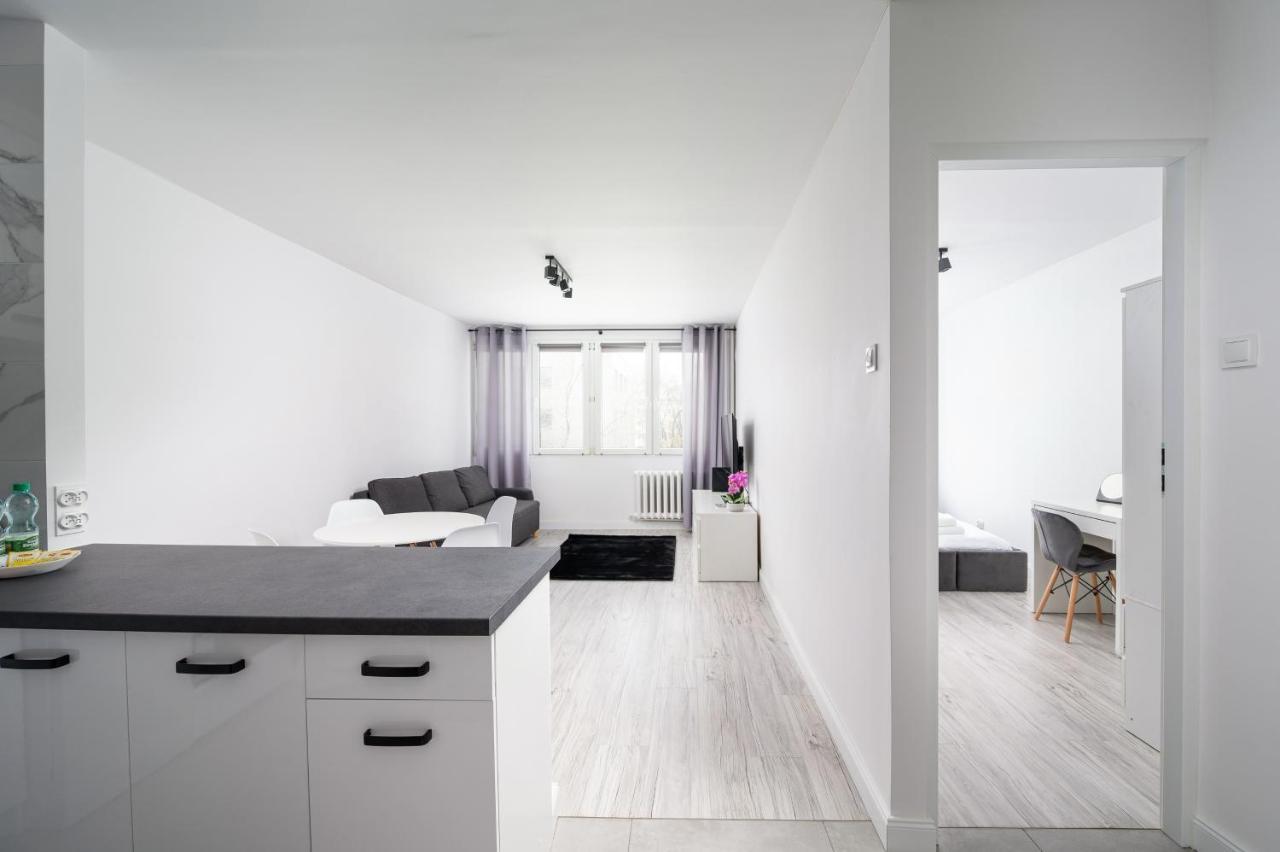 Wierzbno Modern Apartment Варшава Екстер'єр фото
