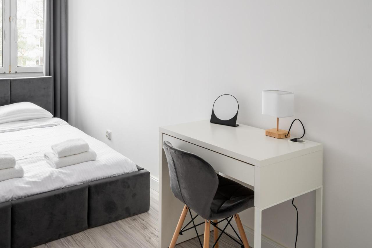 Wierzbno Modern Apartment Варшава Екстер'єр фото