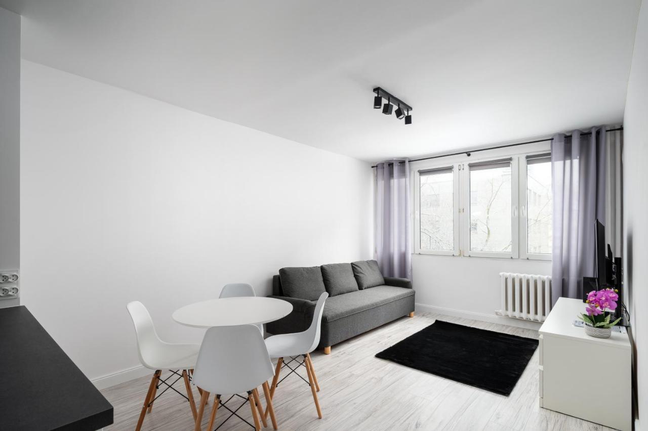 Wierzbno Modern Apartment Варшава Екстер'єр фото