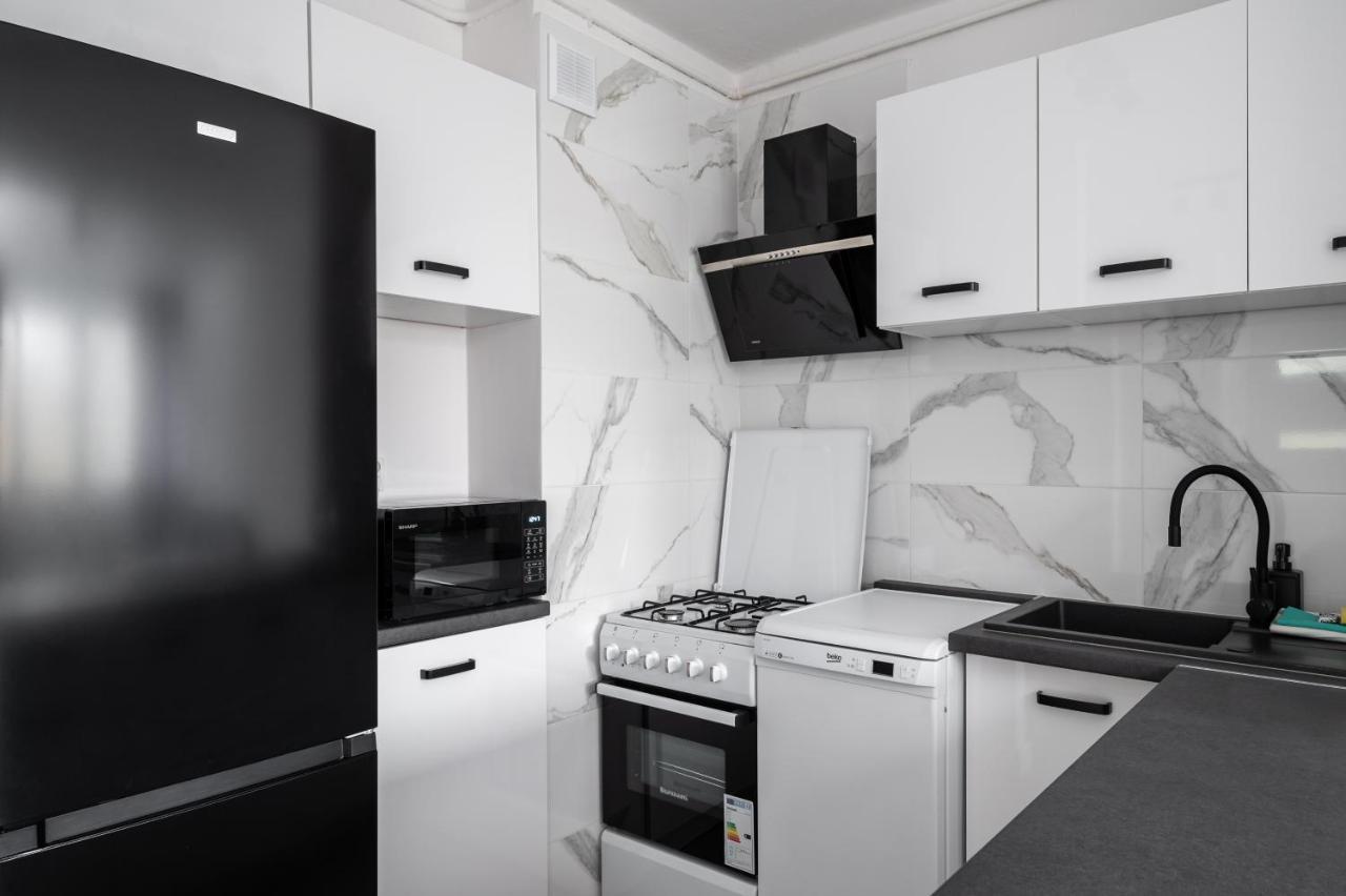 Wierzbno Modern Apartment Варшава Екстер'єр фото